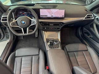 2025 BMW 4 серии 420i G22, G23, G26 Рестайлинг, серый, 10700000 рублей, вид 4