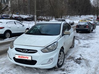 2013 Hyundai Solaris I, белый, 460000 рублей, вид 2