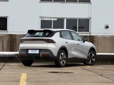 2026 Changan Qiyuan Q05 40.3 kWh II, серебристый, 1980000 рублей, вид 3