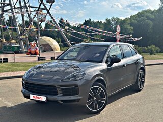 2018 Porsche Cayenne III, красный, 5500000 рублей, вид 2