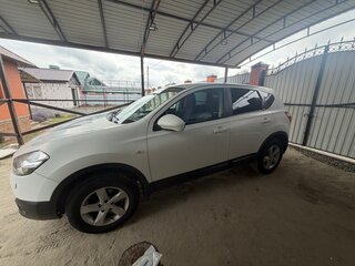 2011 Nissan Qashqai I Рестайлинг, белый, 900000 рублей, вид 4
