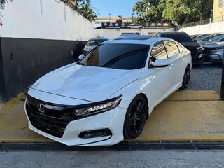 2021 Honda Accord X Рестайлинг, белый, 2000000 рублей, вид 1