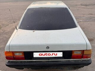 1987 Audi 100 III (C3), белый, 65000 рублей, вид 1