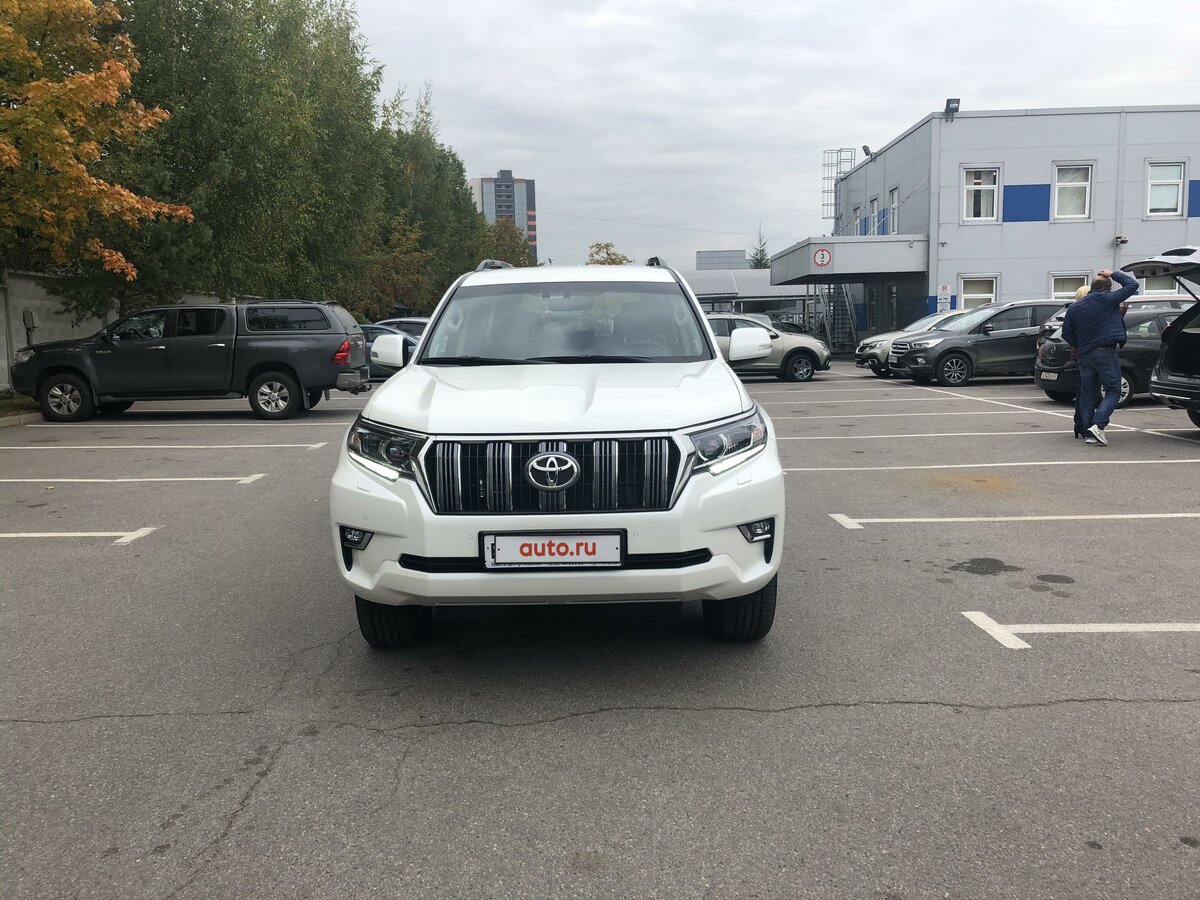 Ленд крузер санкт петербург