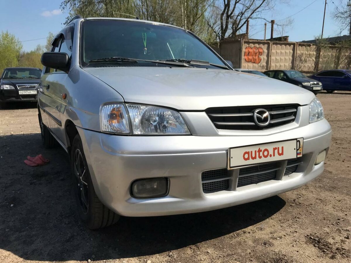 Купить б/у Mazda Demio I (DW) 1.3 MT (63 л.с.) бензин механика в ...