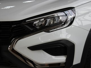 2024 Lada (ВАЗ) Vesta Cross I Рестайлинг (NG), белый, 1822000 рублей, вид 5