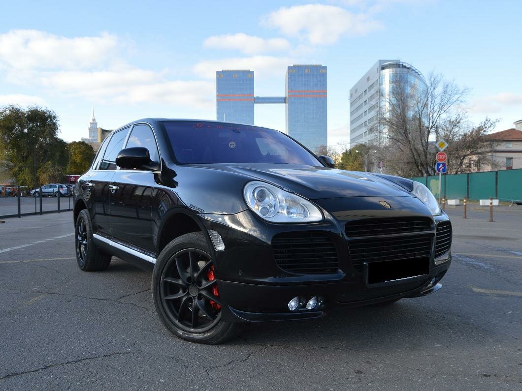 Porsche Cayenne 955 черный
