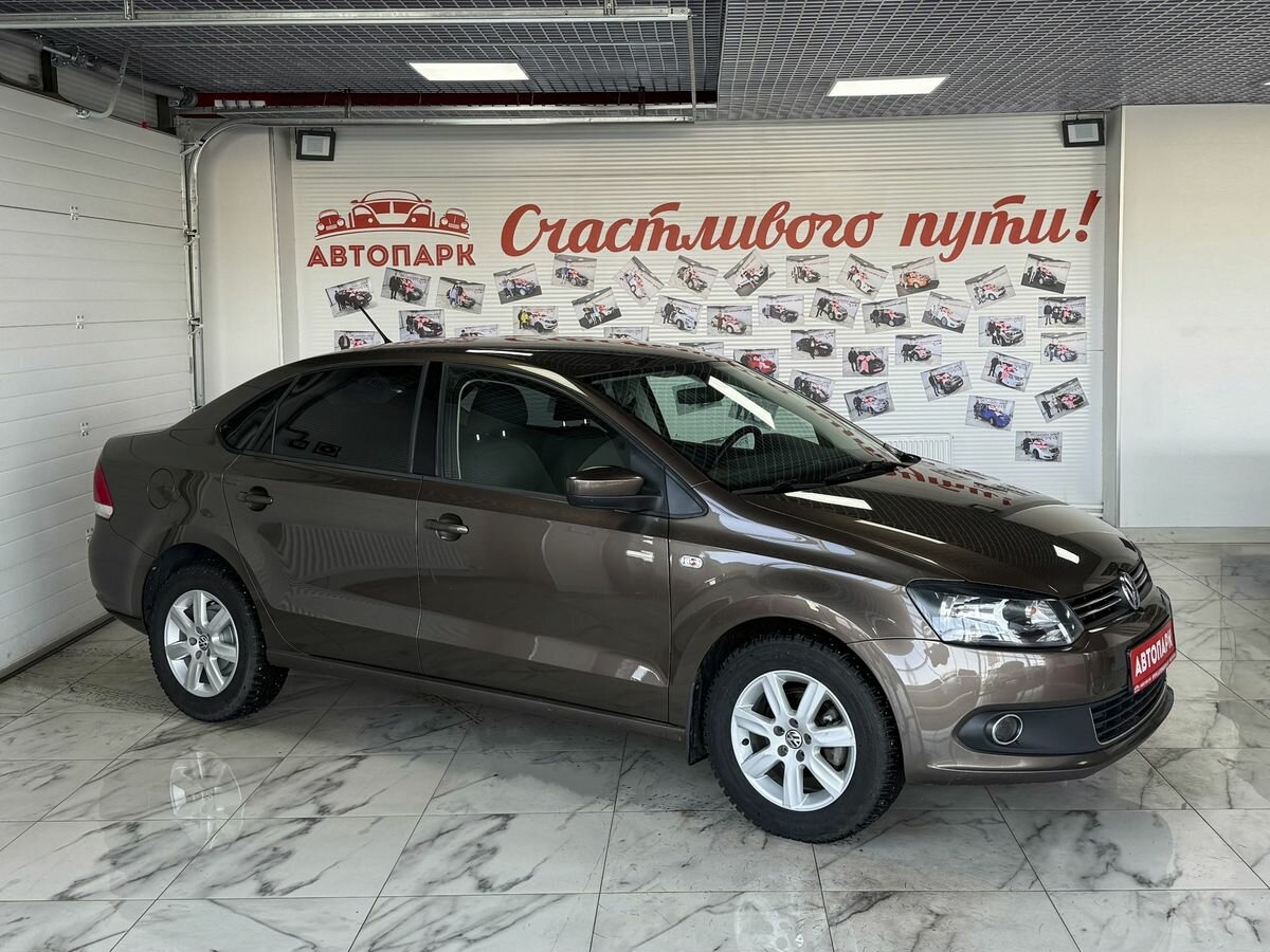 Купить б/у Volkswagen Polo V 1.6 AT (105 л.с.) бензин автомат в ...