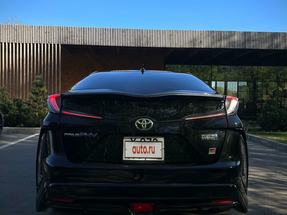 2017 Toyota Prius PHV ZVW52 IV (XW50), чёрный, 2250000 рублей - вид 6