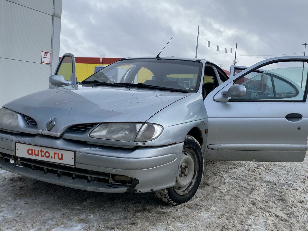 Купить б/у Renault Megane I 1.6 MT (75 л.с.) бензин механика в Йошкар ...