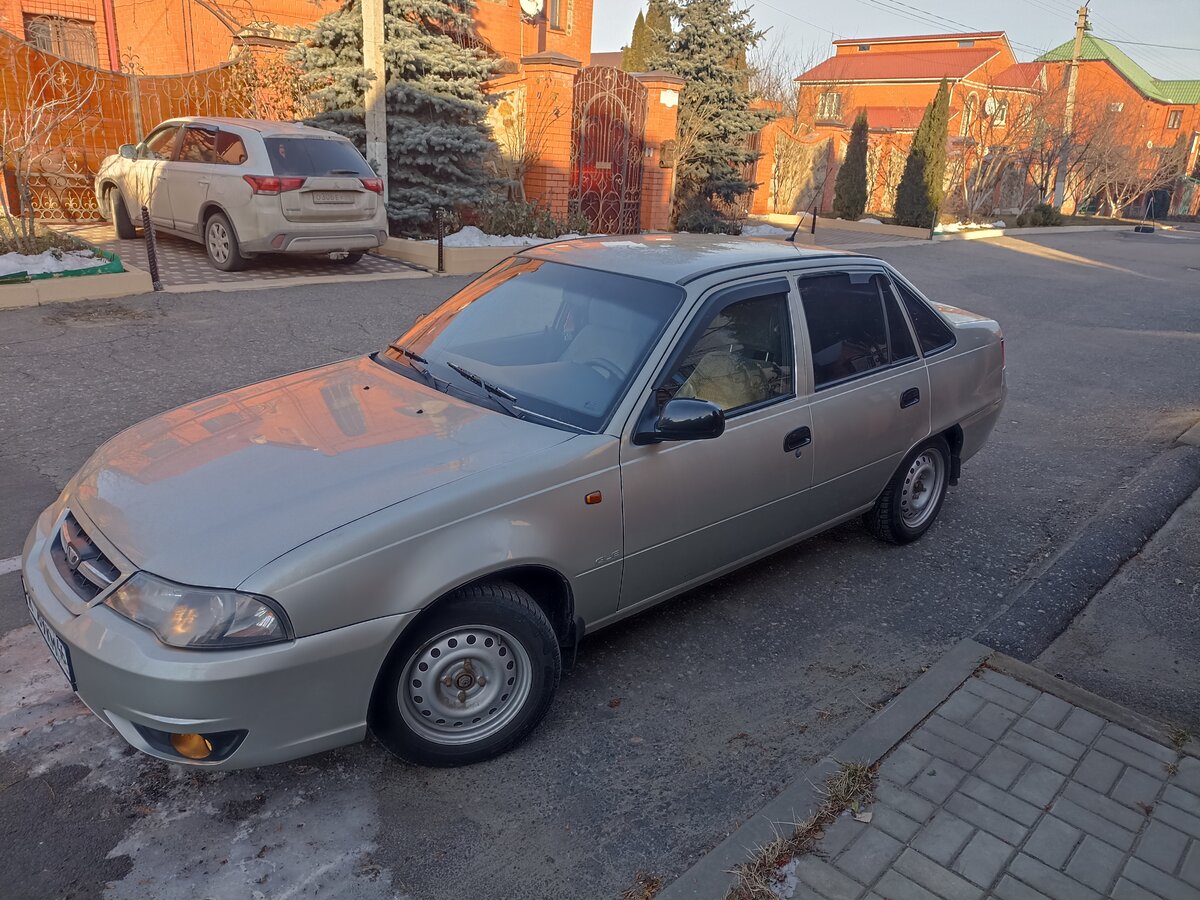 Купить б/у Daewoo Nexia I Рестайлинг 1.5 MT (80 л.с.) бензин механика в ...