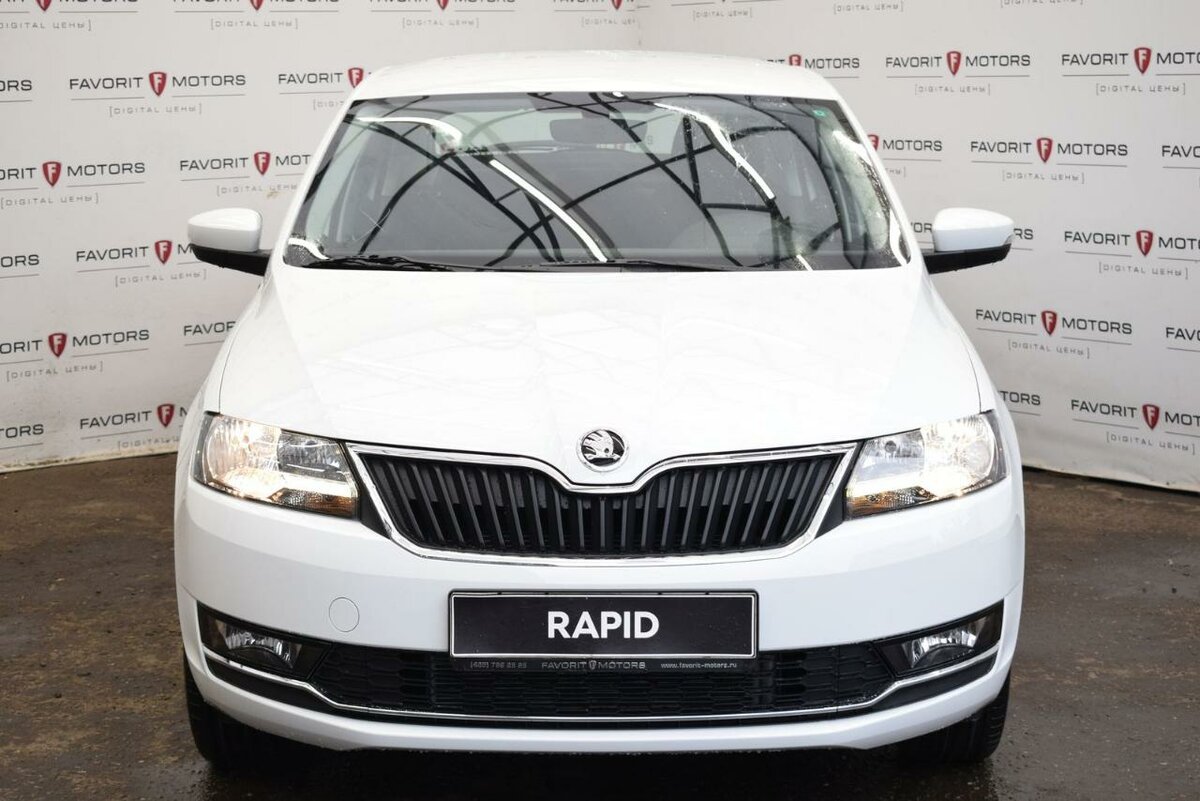 Шкода рапид цена в москве