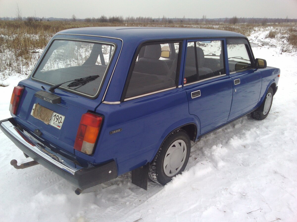 ВАЗ 2104 голубая