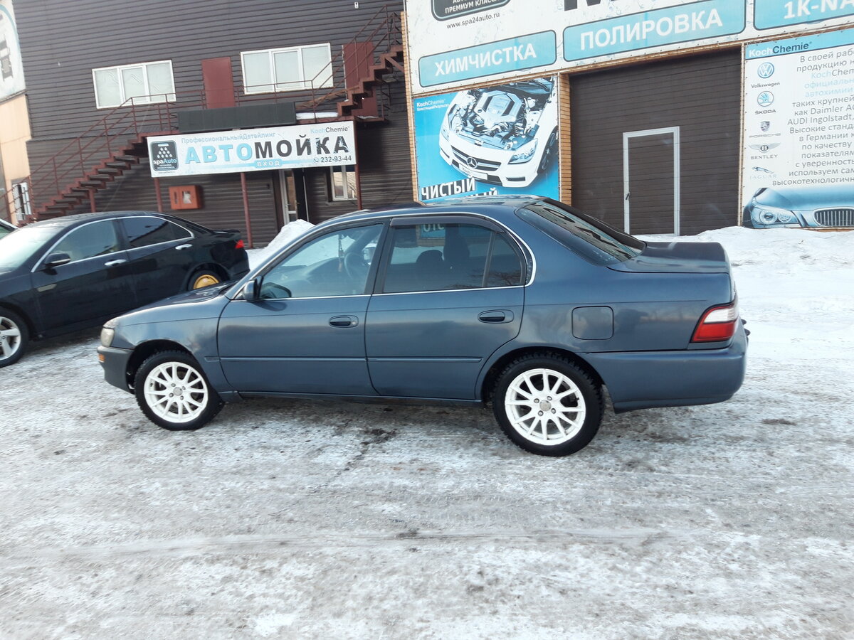 Toyota corolla vii e100