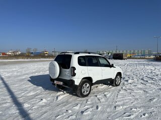 2022 Lada (ВАЗ) Niva Travel I, белый, 950000 рублей, вид 4