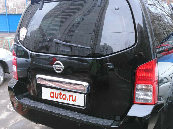 2008 Nissan Pathfinder III, чёрный - вид 4