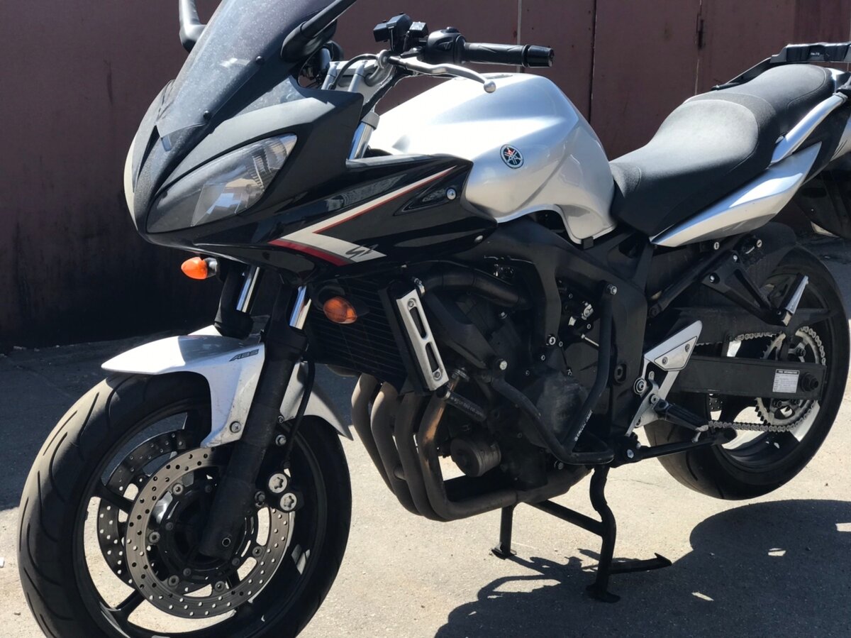 Yamaha FZ 600 2008