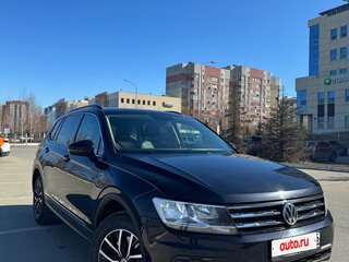 2021 Volkswagen Tiguan Allspace II, чёрный, 2560000 рублей, вид 1