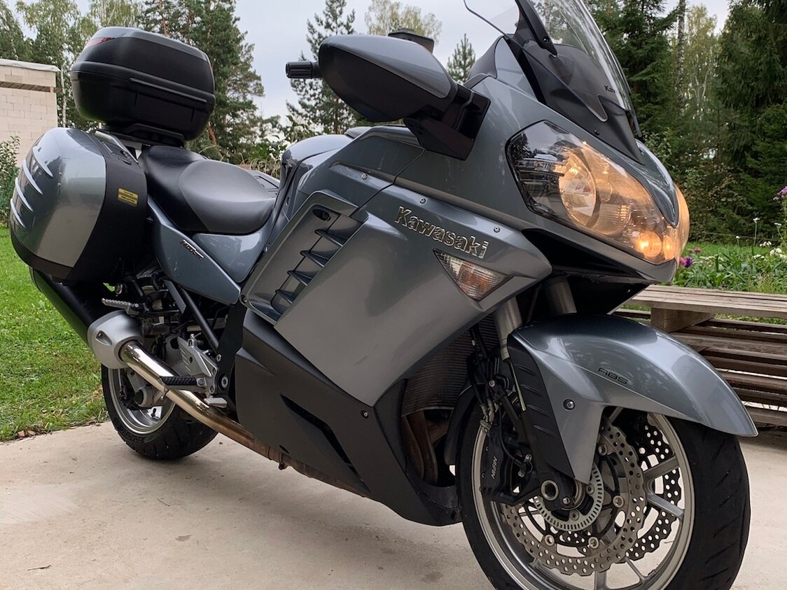 Kawasaki 2008 r1 Design
