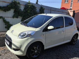 2010 Citroen C1 I Рестайлинг, жёлтый, 595000 рублей, вид 1