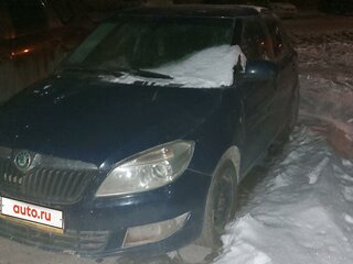 2011 Skoda Fabia II Рестайлинг, синий, 300000 рублей, вид 1