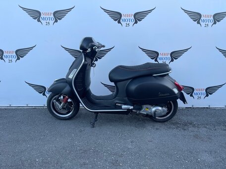 Обзор мотоцикла Vespa GTS 125 i-get 2017: купить с доставкой по России!