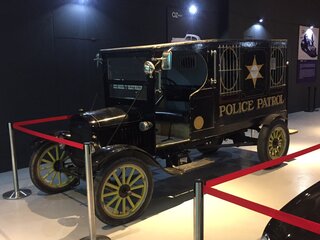 1925 Ford Model T, чёрный, 9900000 рублей, вид 1