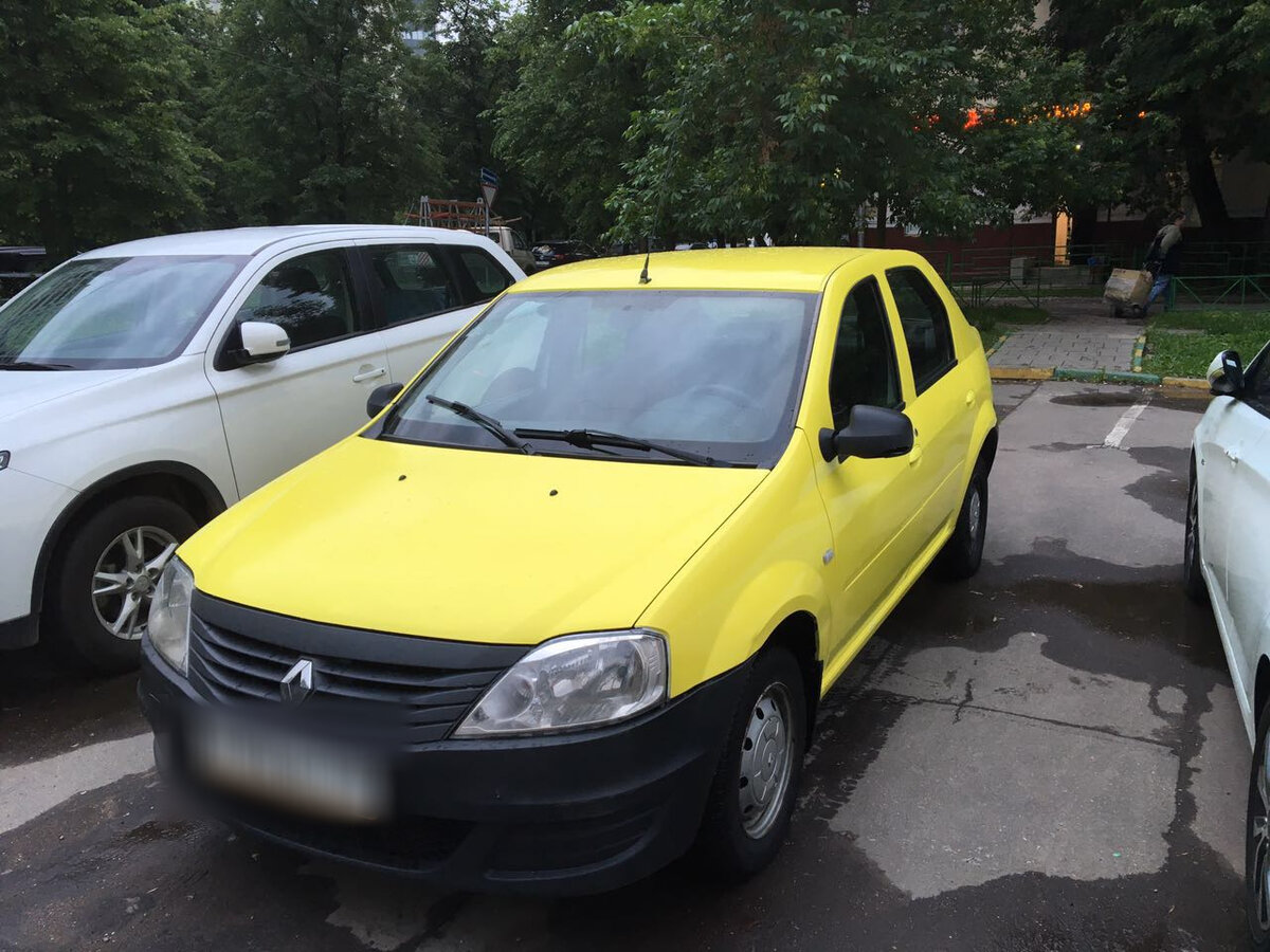Renault Logan Р¶РµР»С‚С‹Р№