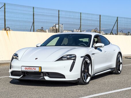  Porsche Taycan Turbo    10 500 000  -  15    Turbo  