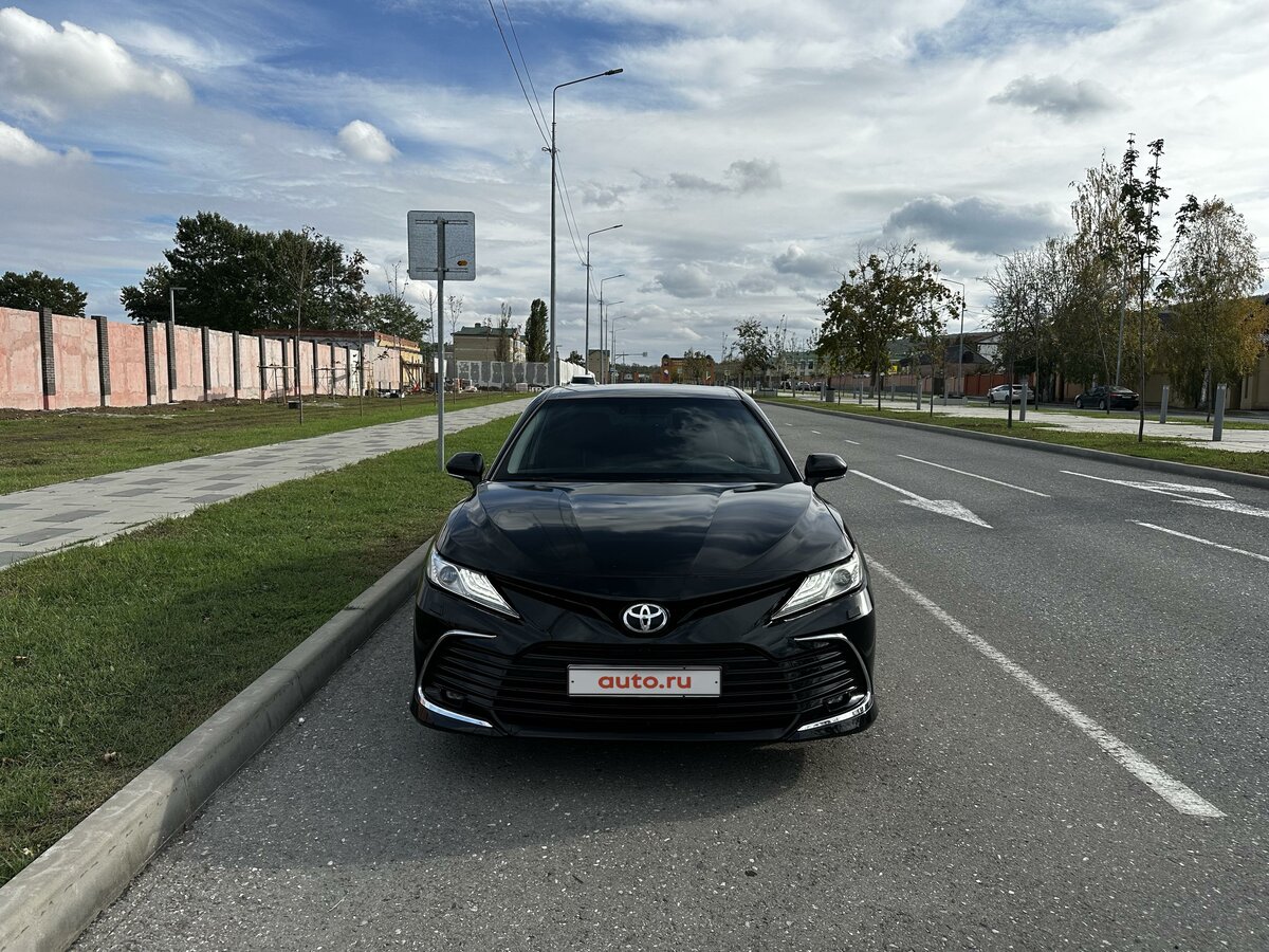 Купить б/у Toyota Camry VIII (XV70) 2.5 AT (181 л.с.) бензин автомат в ...