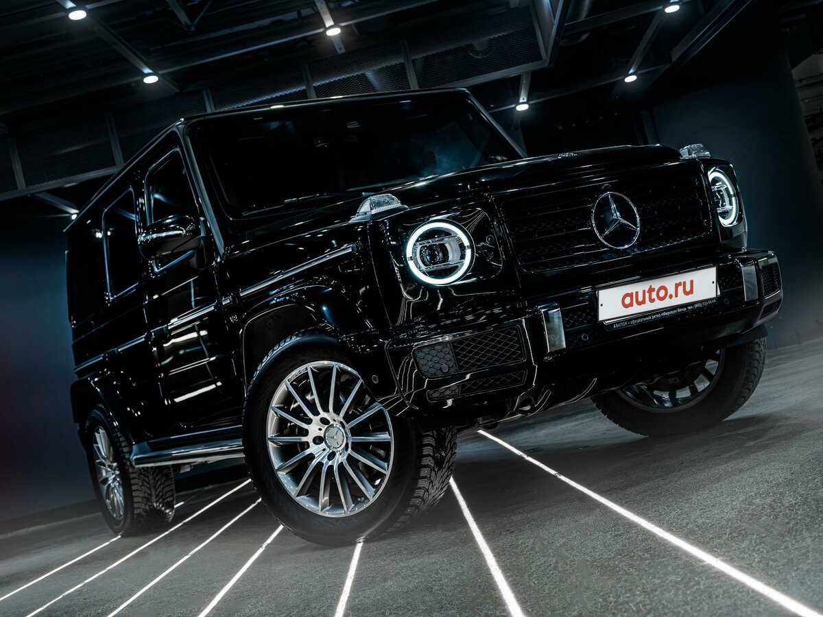 Жалаңаш қыз бен Мерседес