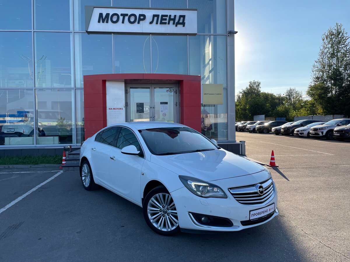 Opel Insignia 2014 белая