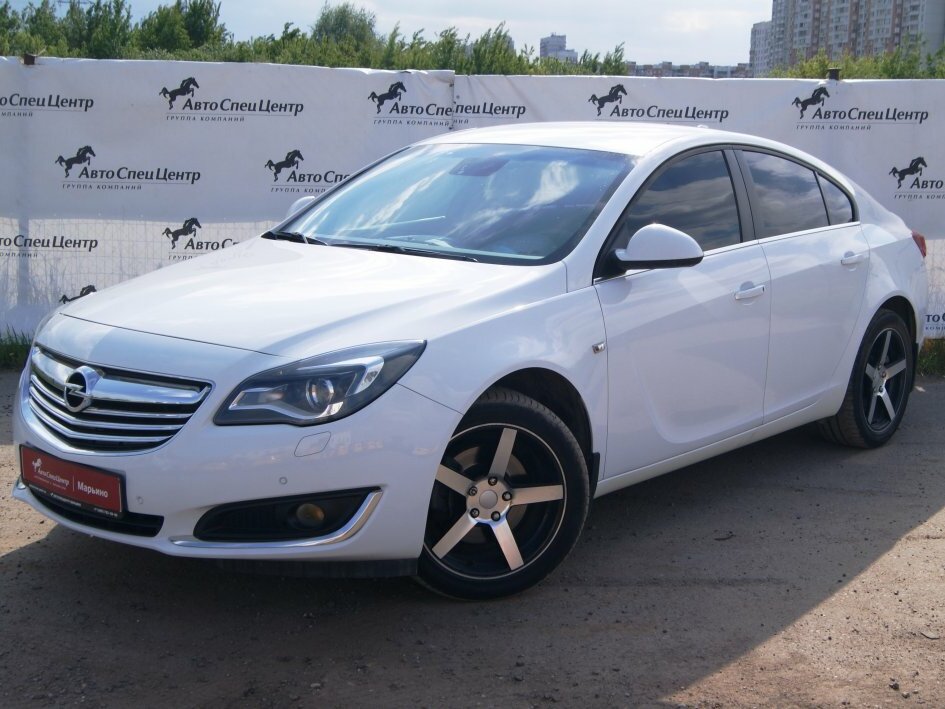 Opel Insignia 2014 белая