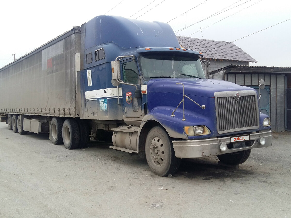 Тягачи International 9400