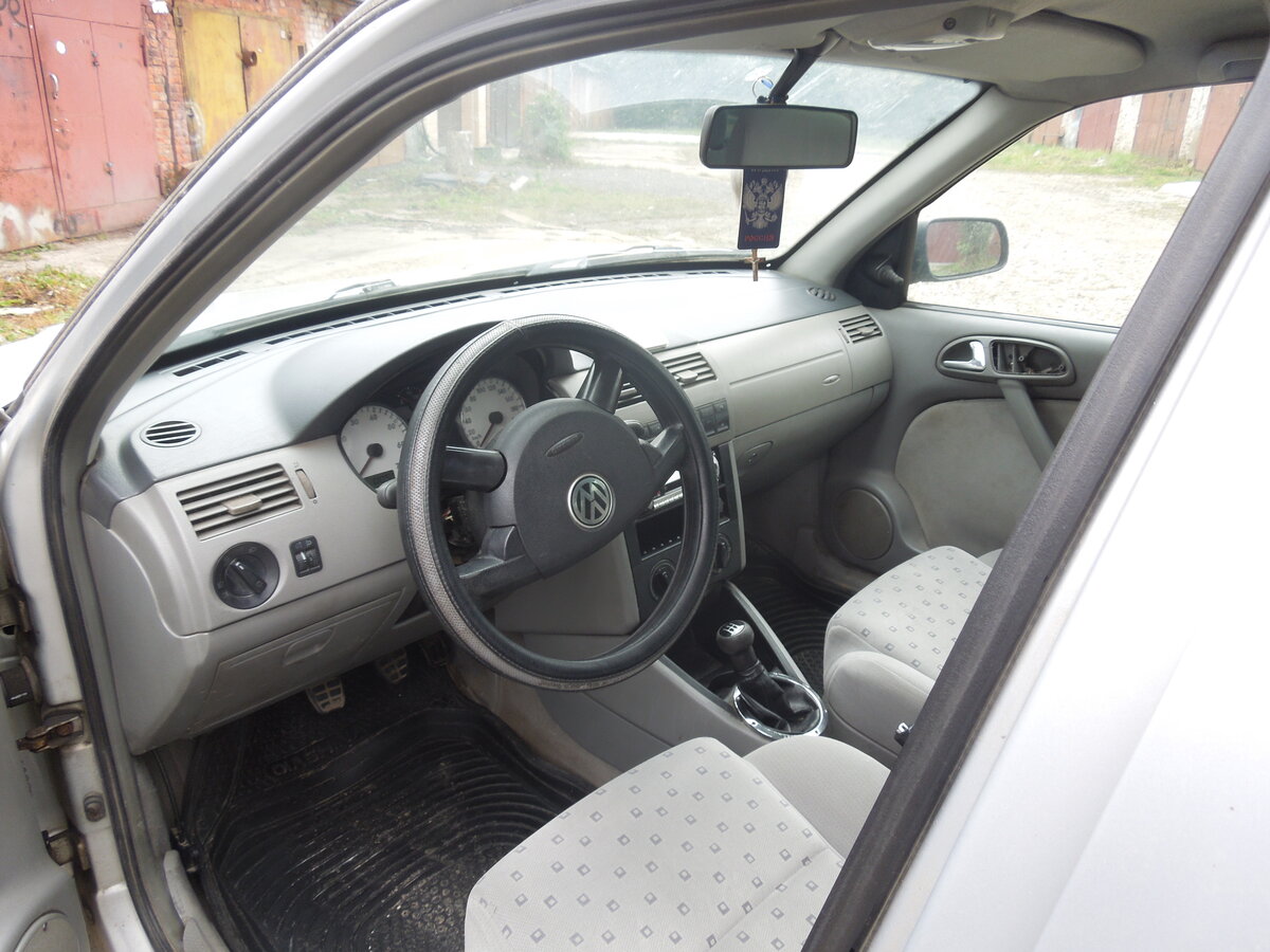 VW Pointer 1 8 2005