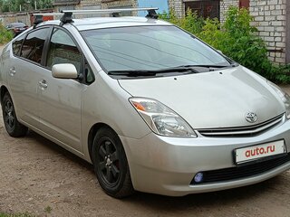2005 Toyota Prius II (XW20), серебристый, 560000 рублей, вид 1