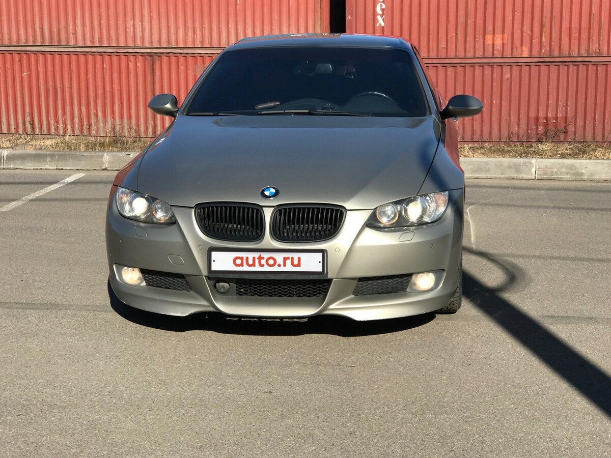 325i BMW золотистая