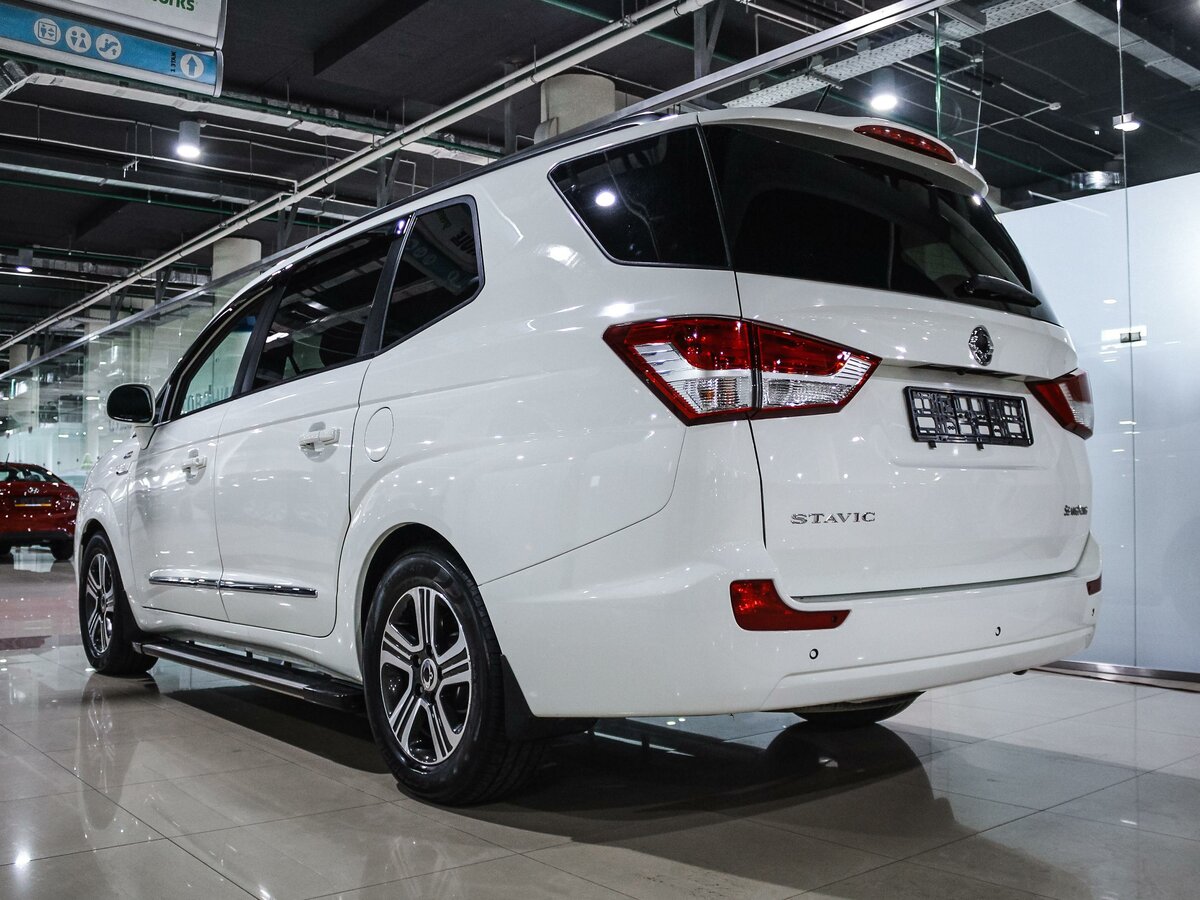 SSANGYONG Stavic 2014