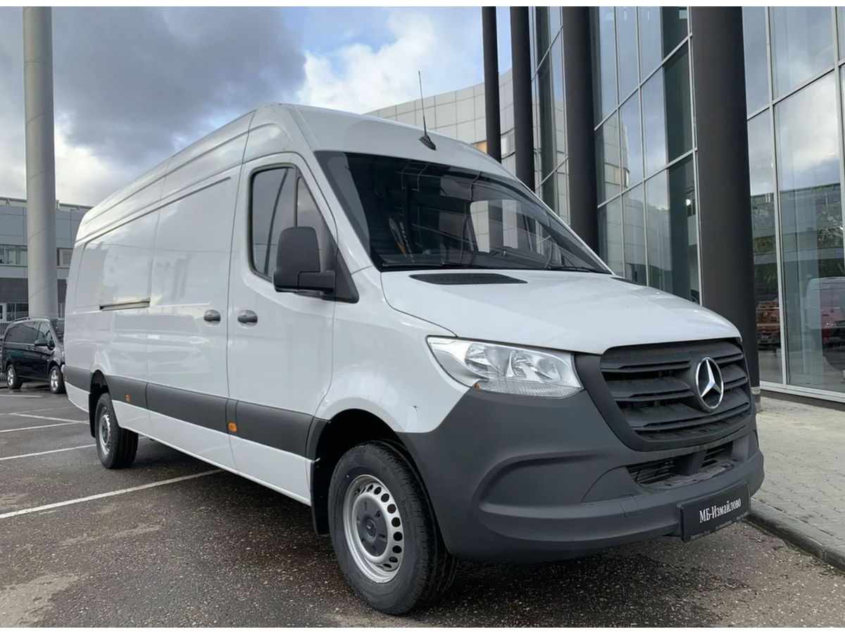 Купить новый Mercedes-Benz Sprinter дизель автомат в Чебоксарах: серебристый 202