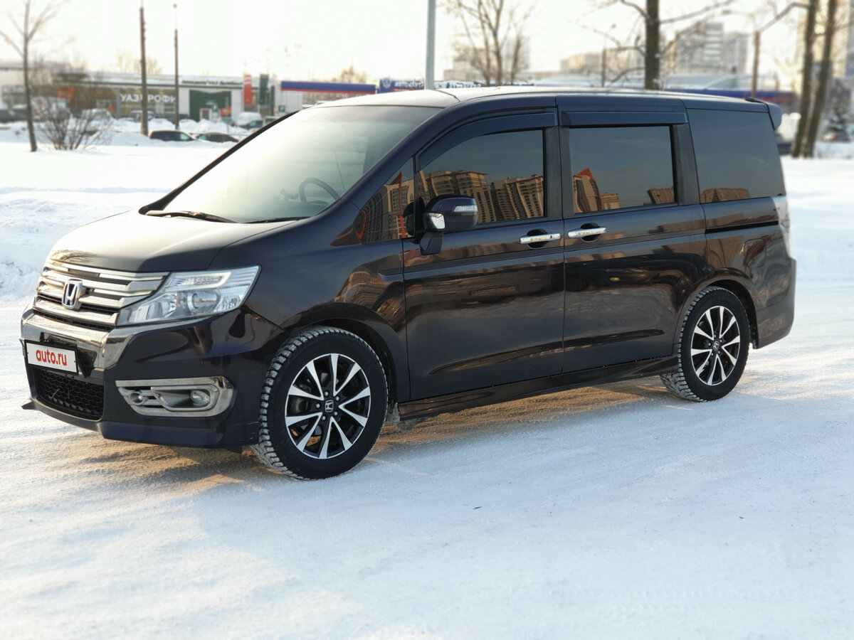 Honda Minivan Stepwgn