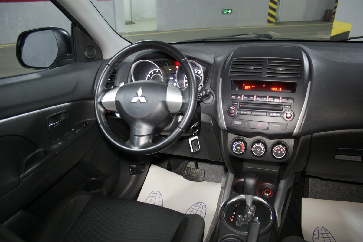 Что лучше тойота королла или митсубиси асх - 92 фото