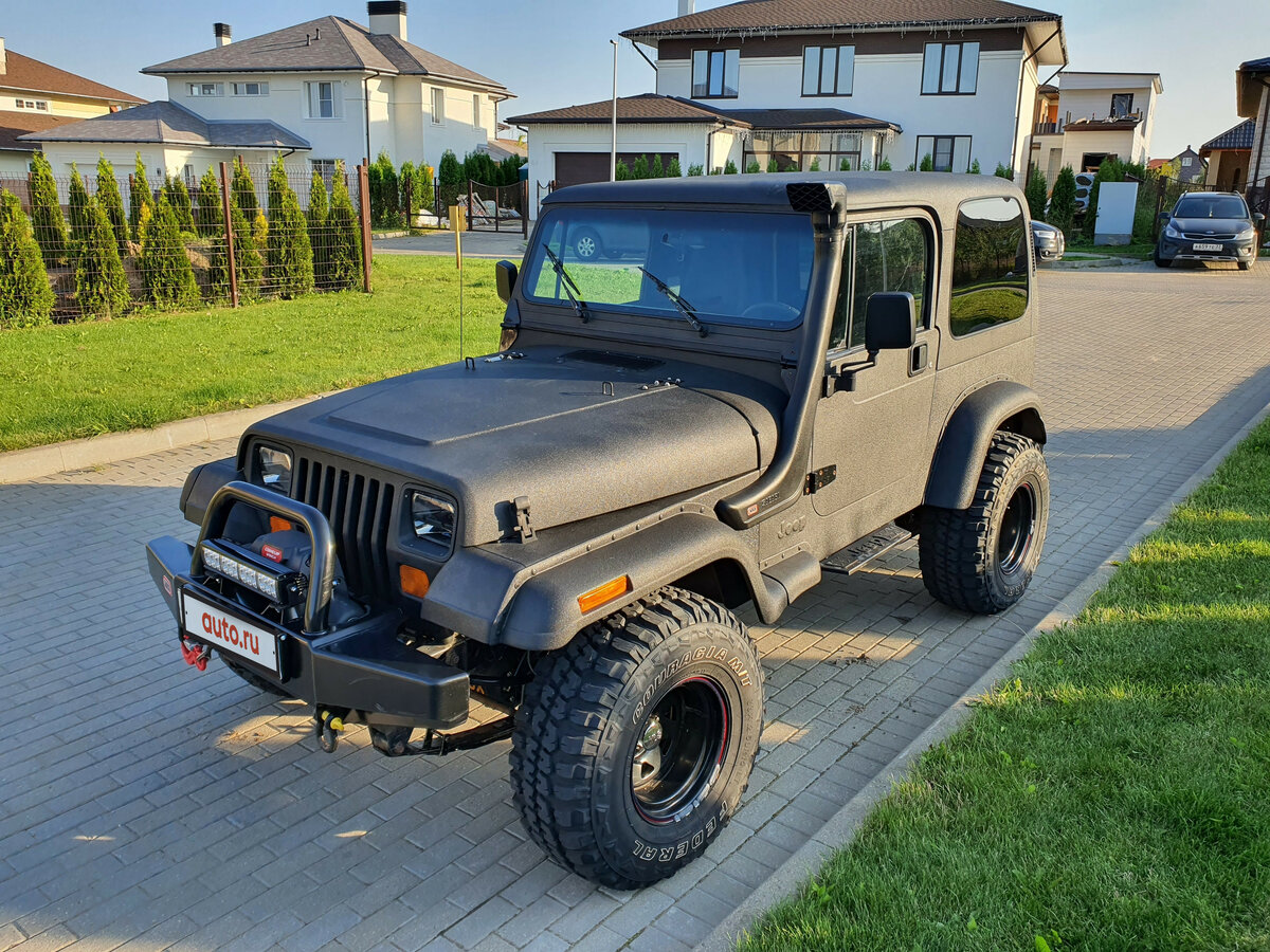 Купить б/у Jeep Wrangler I (YJ) 4.0 MT (184 л.с.) 4WD