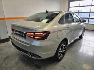 2026 Lada (ВАЗ) Vesta I Рестайлинг (NG), серебристый, 2035000 рублей, вид 4