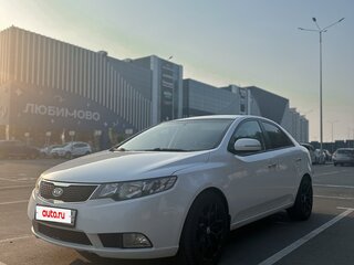 2011 Kia Cerato II, белый, 1100000 рублей, вид 1