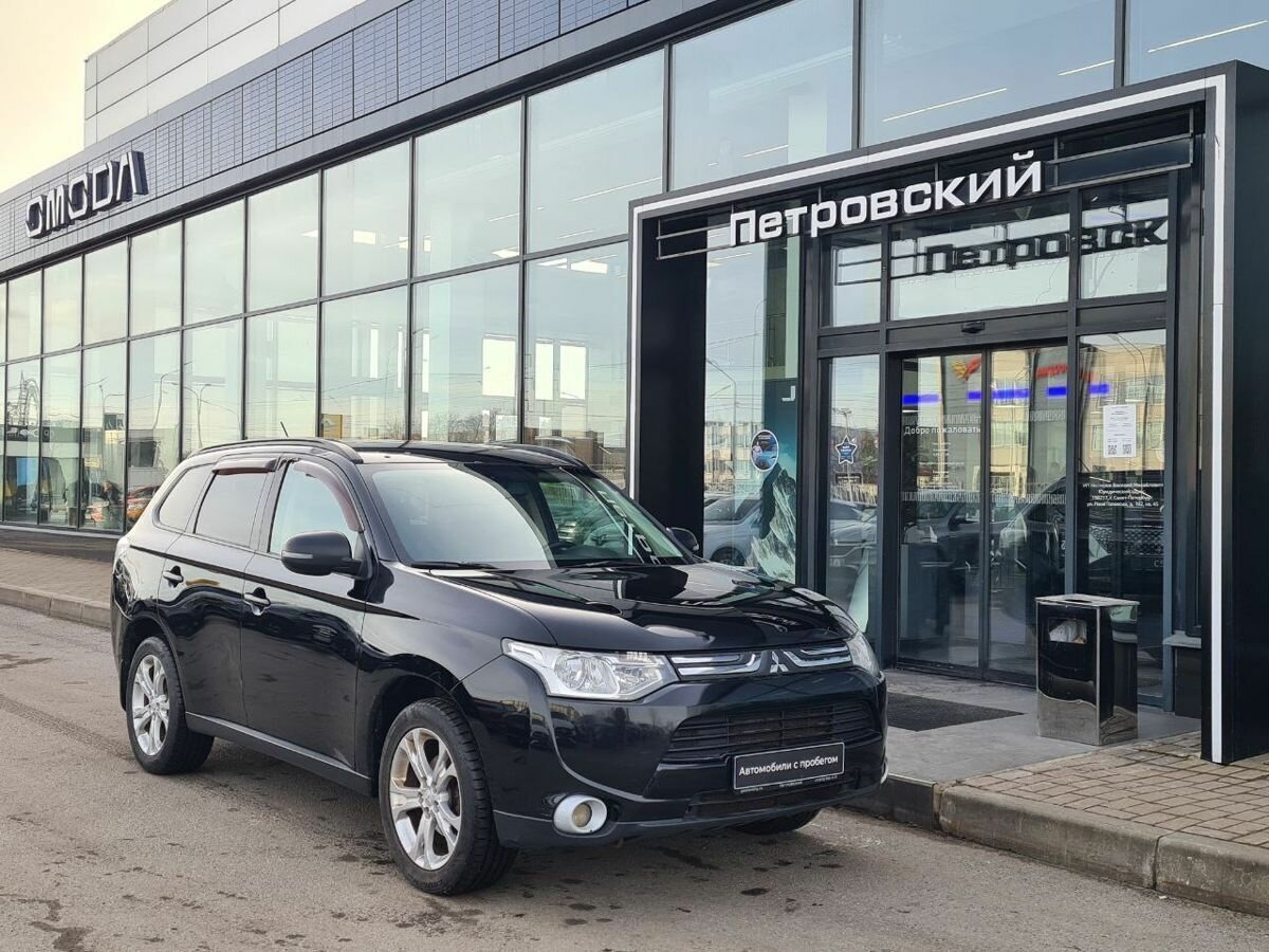 Mitsubishi Outlander III