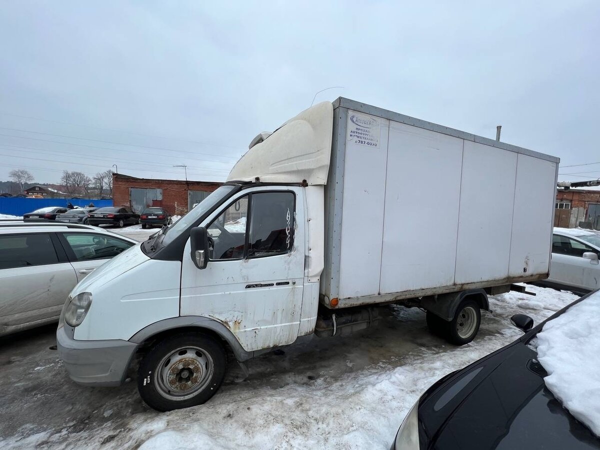Газель фура