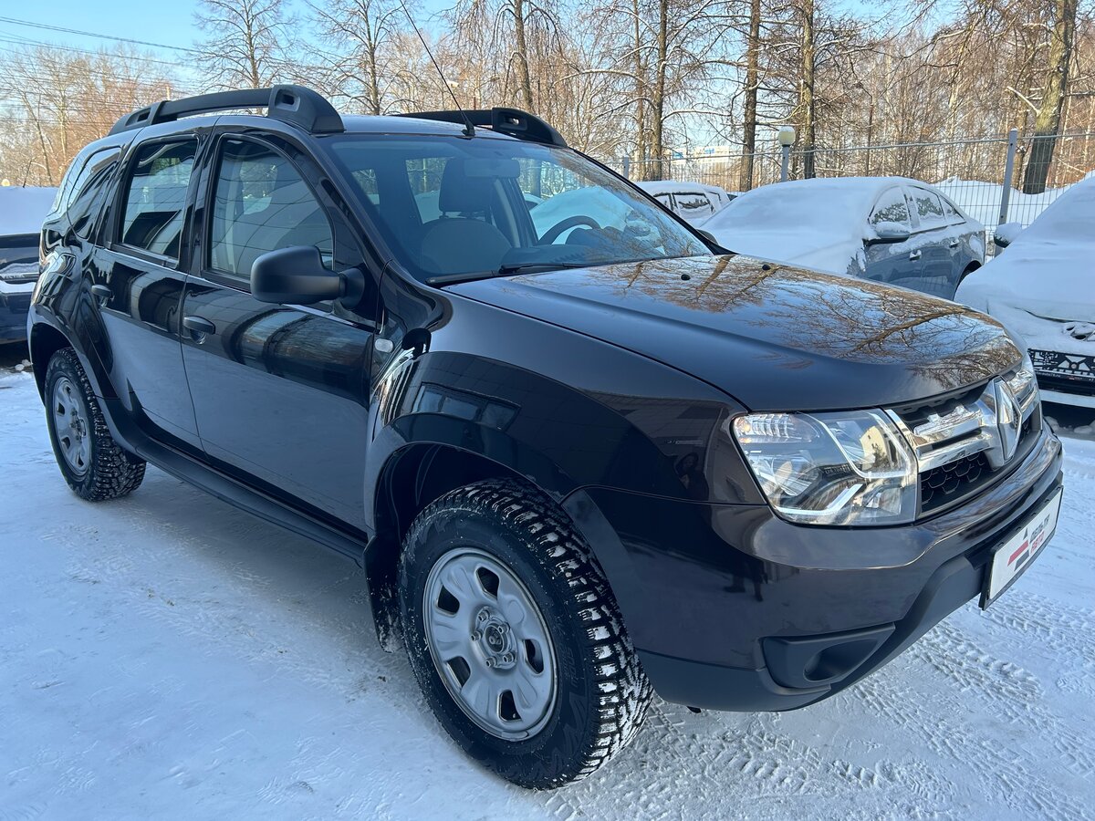 Купить б/у Renault Duster I Рестайлинг 1.6 MT (114 л.с.) 4WD бензин ...