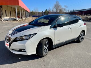 2018 Nissan Leaf II (ZE1), белый, 1760000 рублей, вид 2