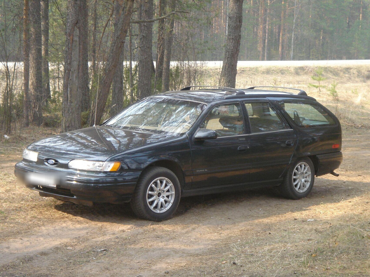 Ford Taurus 1992 универсал