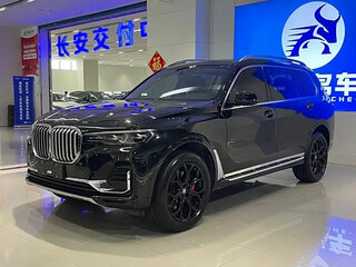 2021 BMW X7 40i I (G07), чёрный, 5960525 рублей, вид 1